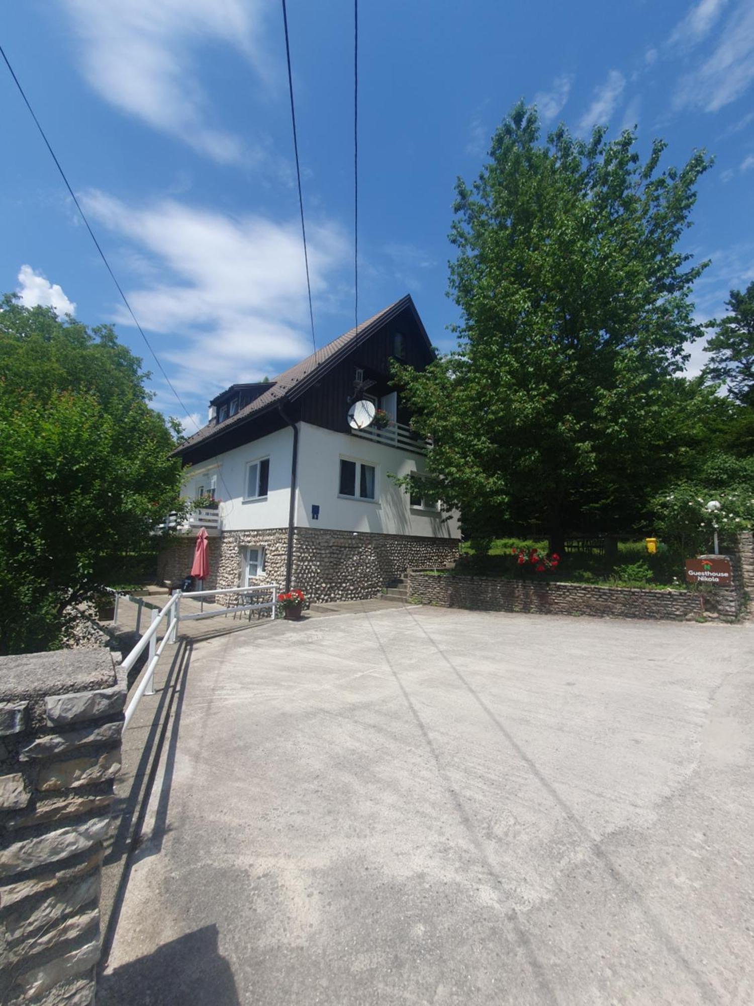 Guesthouse Nikola Plitvicka Jezera Ngoại thất bức ảnh