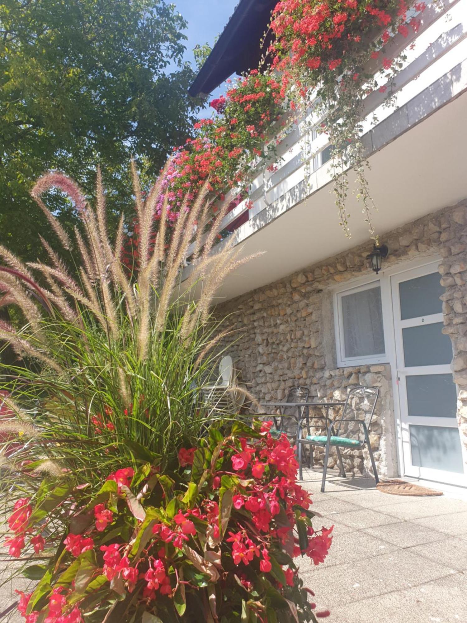 Guesthouse Nikola Plitvicka Jezera Ngoại thất bức ảnh
